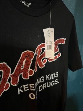 Black Graphic Kids' Tee with Red Accent - Unbranded